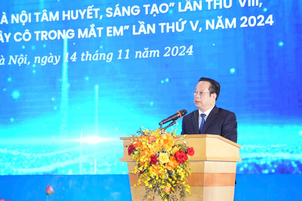 Nhấn vào ảnh để phóng to Hà Nội vinh danh 196 nhà giáo tâm huyết, sáng tạo lần thứ VIII