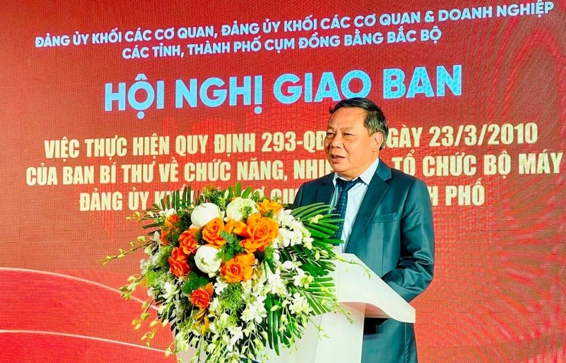 Nêu cao tính gương mẫu của cơ quan Đảng trong giai đoạn hội nhập