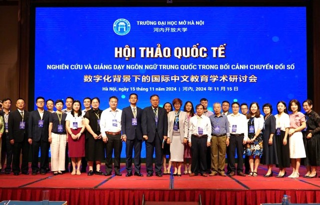 Để nâng cao chất lượng dạy học tiếng Trung trong thời đại số...