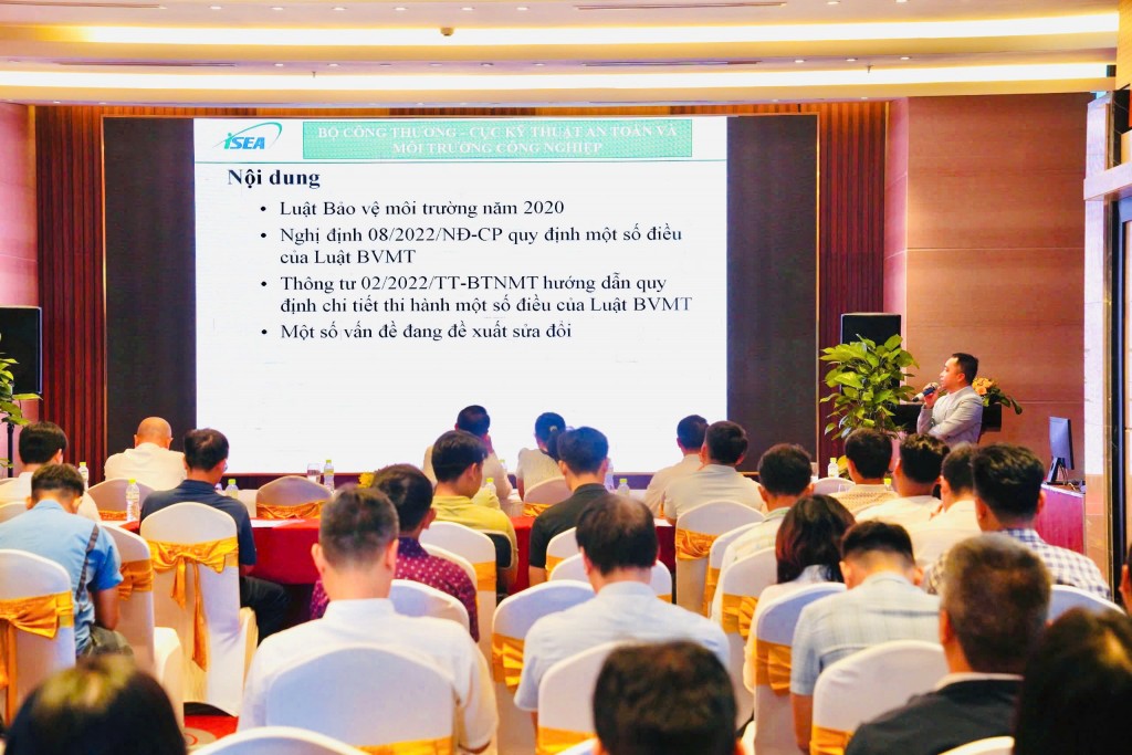 hội nghị tập huấn “Nâng cao năng lực bảo vệ môi trường cho các cơ quan, doanh nghiệp khu vực Nam Trung Bộ”