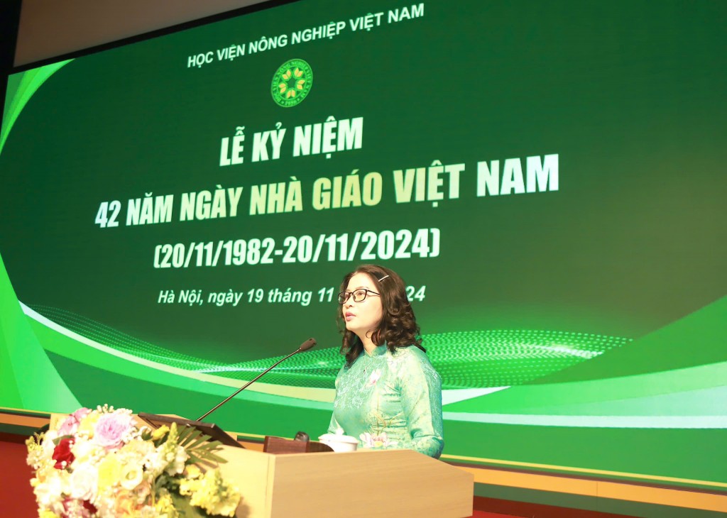 Học viện Nông nghiệp Việt Nam tri ân thầy cô Ngày 20/11