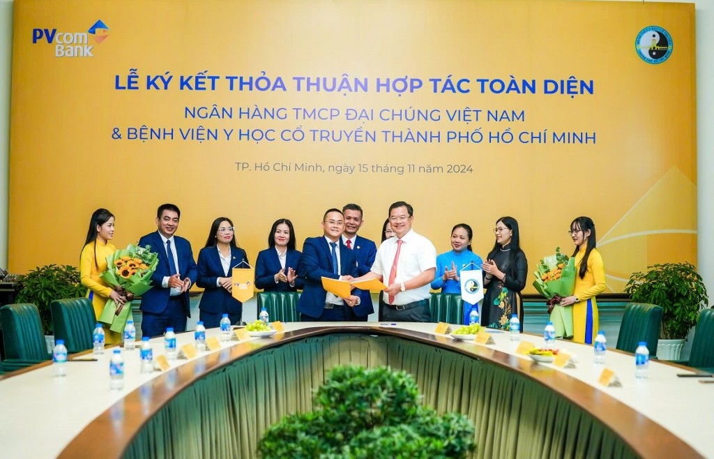 PVcomBank hợp tác toàn diện với Bệnh viện Y học cổ truyền TP Hồ Chí Minh