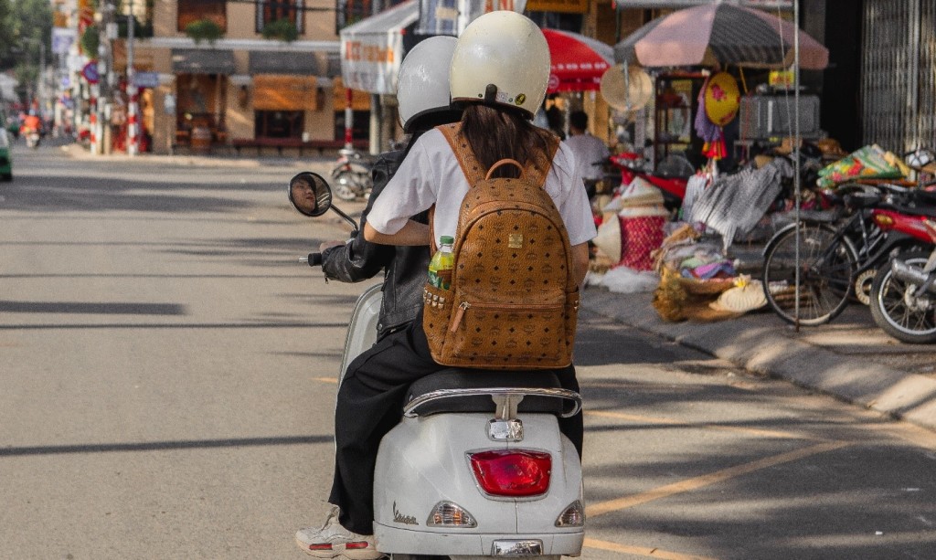 Những thức uống từ nguyên liệu tự nhiên, tốt cho sức khỏe như Trà Xanh Không Độ được người trẻ lựa chọn để giảm stress những ngày cuối năm.