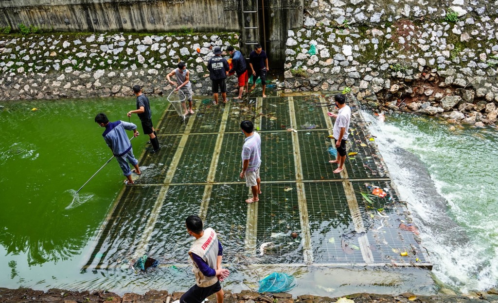 Bài 1: Mơ xa, nghĩ lớn...