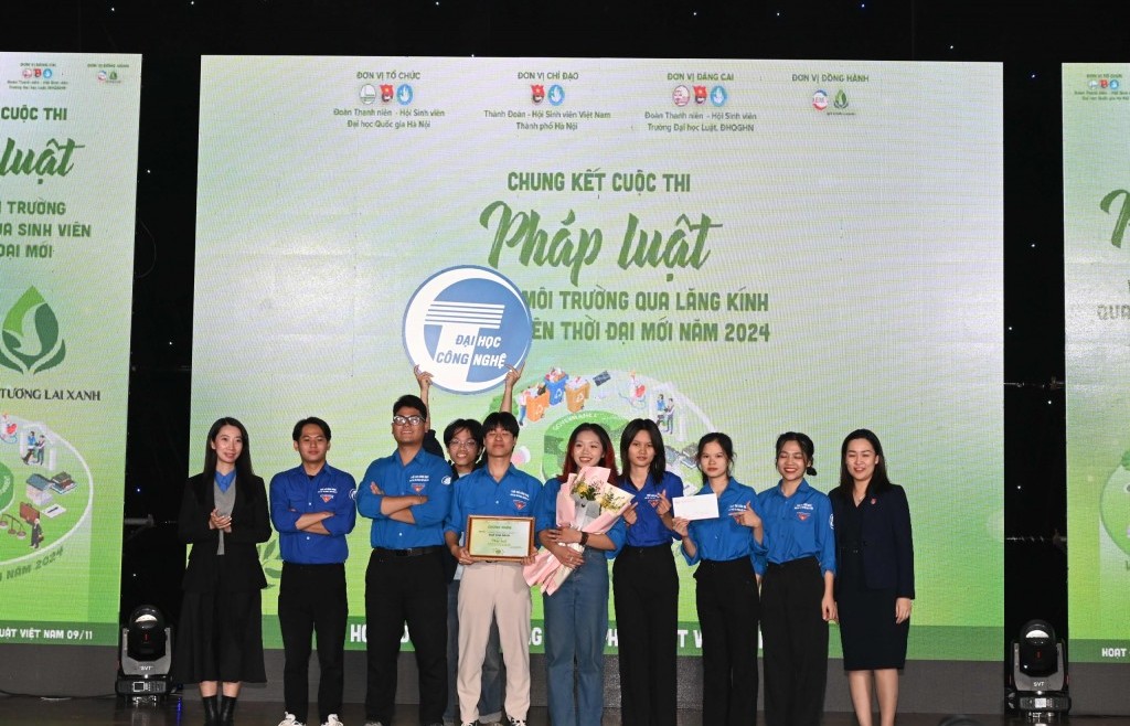 Sinh viên Đại học Quốc gia Hà Nội giành giải Nhất