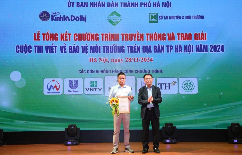 Gần 3.000 bài dự thi viết về bảo vệ môi trường ở Hà Nội