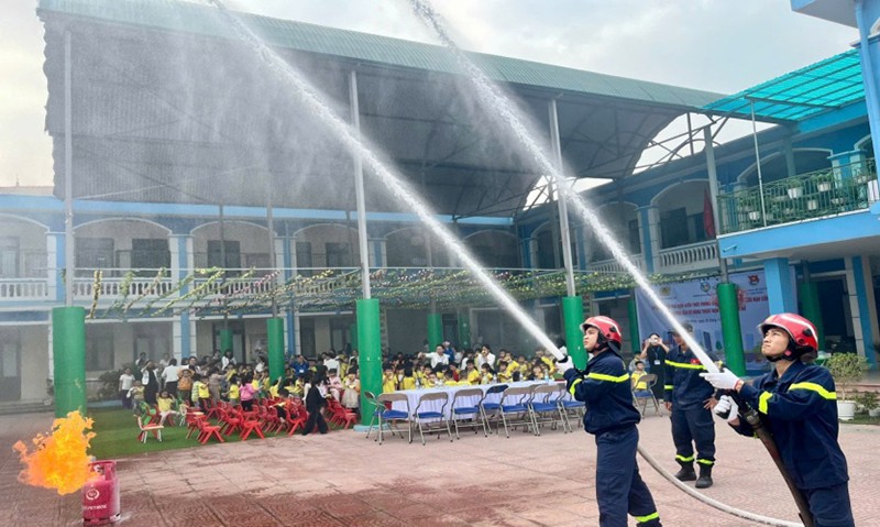 Nội dung hướng dẫn thực tập chữa cháy bằng các phương tiện tại chỗ