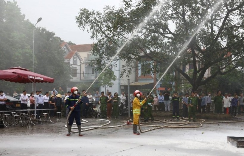 Tăng cường diễn tập phòng cháy chữa cháy các chung cư cao tầng