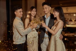 Tận hưởng tiệc Giáng sinh và năm mới như ở New York ngay giữa lòng Thủ đô