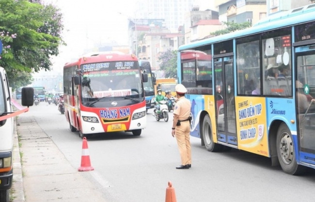 Hà Nội không chấp thuận cho xe khách chạy xuyên tâm