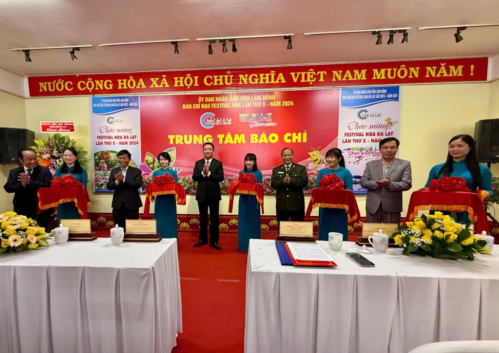 Sở Thông tin và Truyền thông Lâm Đồng tổ chức khai trương Trung tâm báo chí Festival hoa Đà Lạt lần thứ 10 (Ảnh CTV)