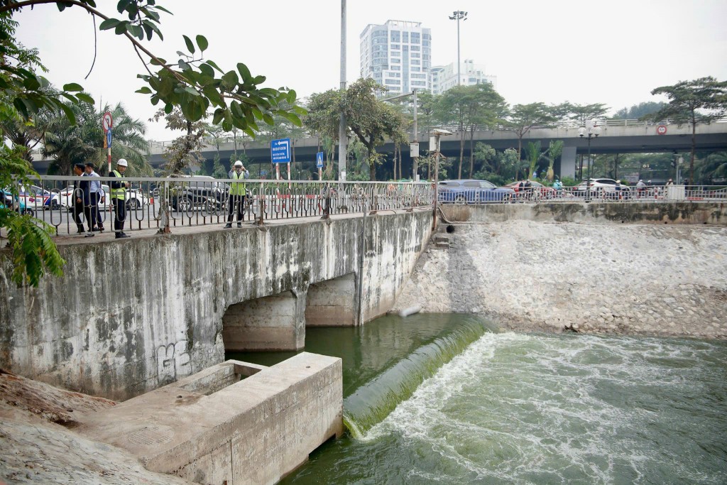 Tìm giải pháp dẫn nước từ sông Hồng vào hồ Tây