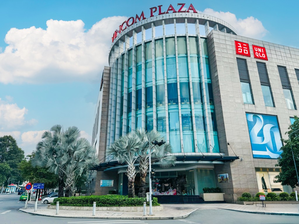 Cửa hàng UNIQLO đầu tiên tại TP. Biên Hòa tọa lạc tại TTTM Vincom Plaza Biên Hoà - TTTM lớn nhất thành phố