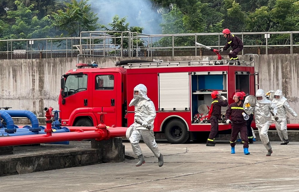 10 quận, huyện tham gia Hội thi nghiệp vụ chữa cháy và cứu nạn, cứu hộ