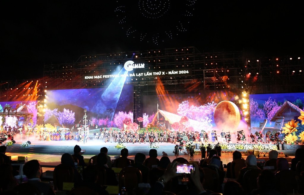 Festival Hoa Đà Lạt tiếp tục khẳng định, tôn vinh những giá trị về hoa và nghề trồng hoa