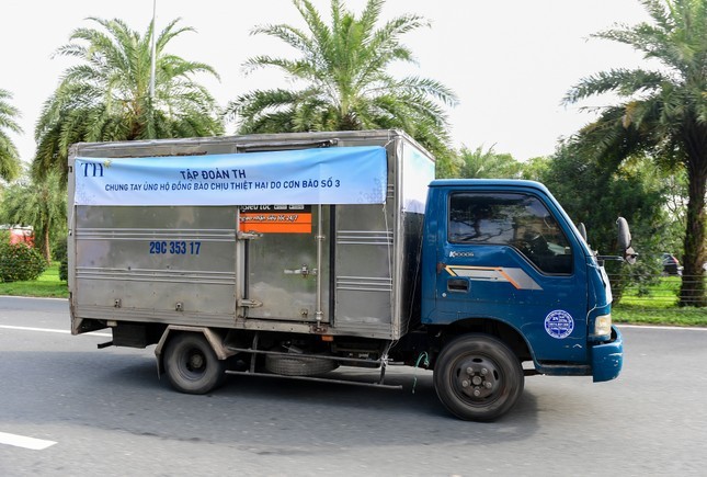 Tập đoàn TH và BAC A BANK hỗ trợ 5,5 tỷ đồng tới các tỉnh bị ảnh hưởng do bão Yagi