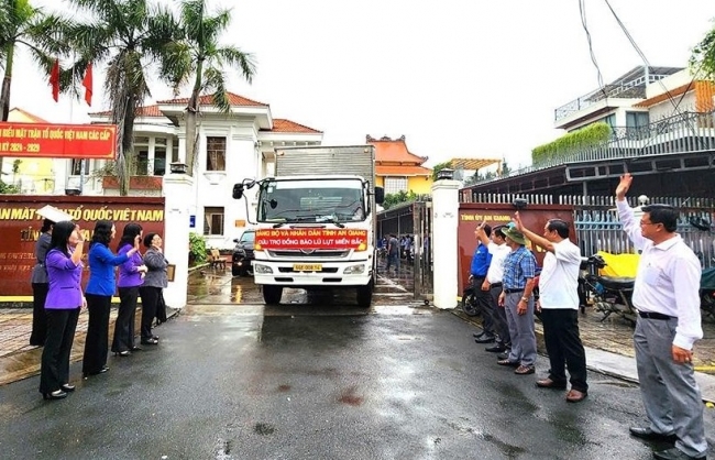 Tập đoàn Sao Mai: Tình người còn mãi - quà tặng cuộc sống