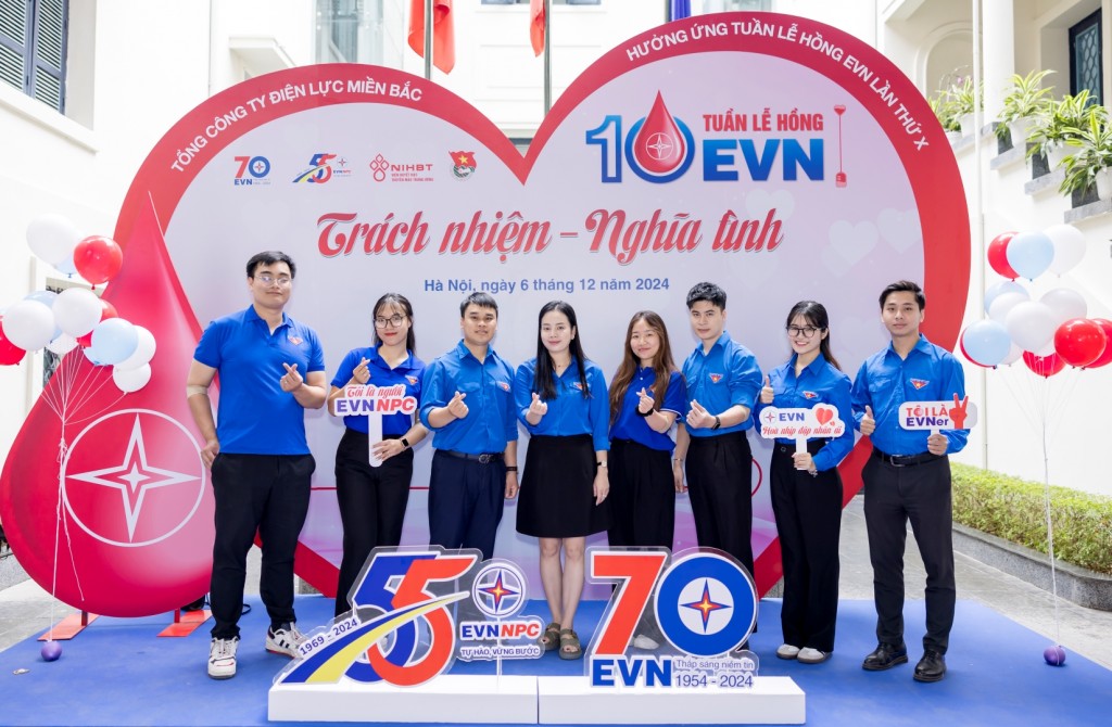 Tuần lễ hồng EVN lần thứ X tiếp nhận 11.574 đơn vị máu