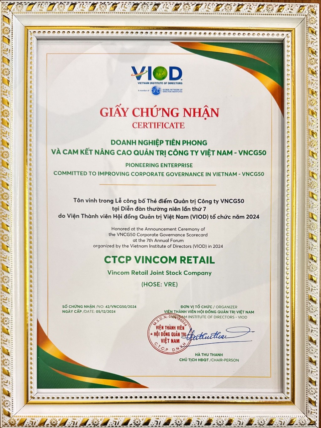 Vincom Retail vinh danh Top 25 thương hiệu dẫn đầu  Top 50 doanh nghiệp quản trị tốt nhất