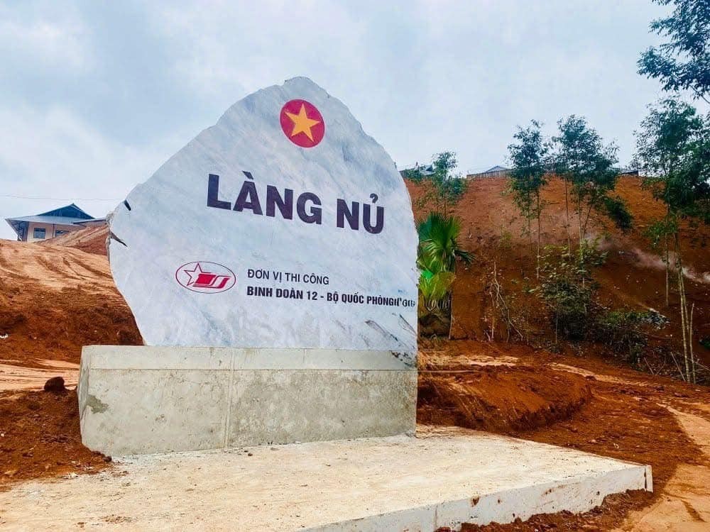 Làng Nủ (Lào Cai) hồi sinh từ những ngôi nhà mới