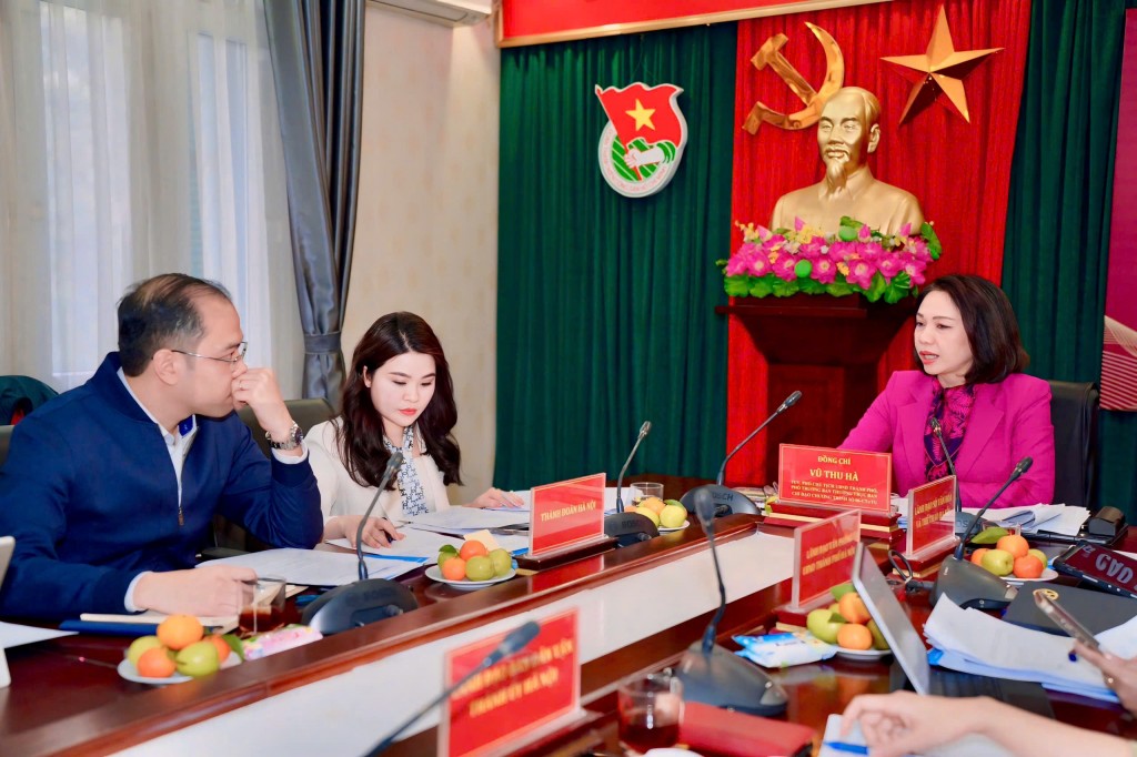 Phát huy thế mạnh và sức trẻ xây dựng người Hà Nội văn minh