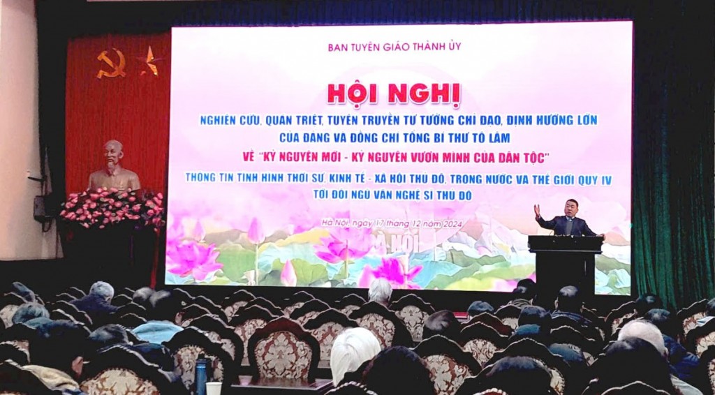 Đồng chí Đào Xuân Dũng – Phó Trưởng ban Tuyên giáo Thành ủy Hà Nội phát biểu tại Hội nghị.