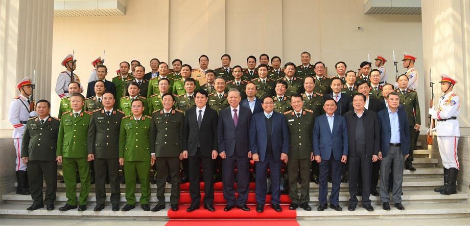 Lãnh đạo Đảng, Nhà nước với các đại biểu dự Hội nghị.