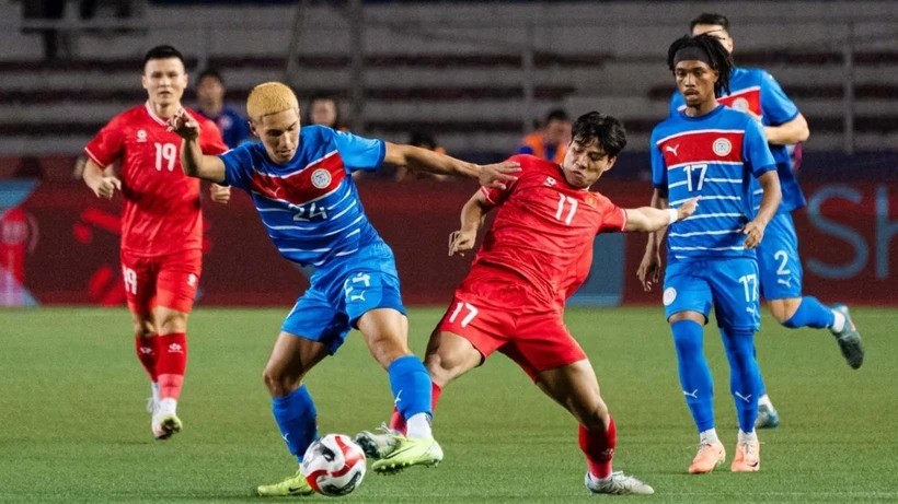 Philippines 1-1 Việt Nam: Thoát hiểm phút bù giờ