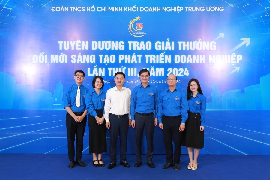 Tuổi trẻ Vietcombank xung kích, tình nguyện vì sự phát triển bền vững