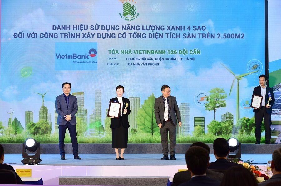 Tòa nhà VietinBank 126 Đội Cấn nhận Danh hiệu “Sử dụng năng lượng xanh” năm 2024