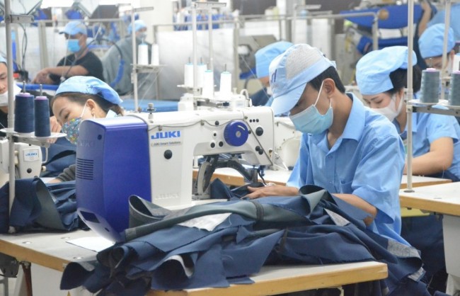 Đào tạo 10.000 CEO trẻ, khởi công 10.000 nhà ở xã hội