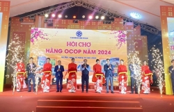 Hội chợ hàng OCOP: Phục vụ nhu cầu mua sắm của người dân dịp cuối năm