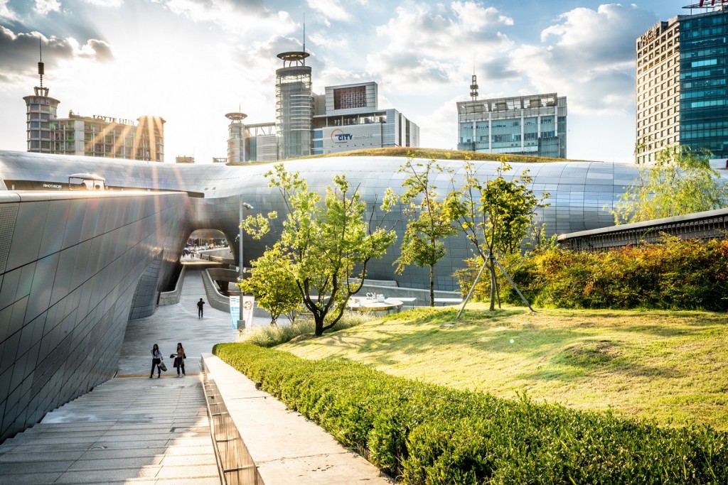 Một góc công viên văn hóa Dongdaemun tại Seoul (Hàn Quốc). Ảnh Istock