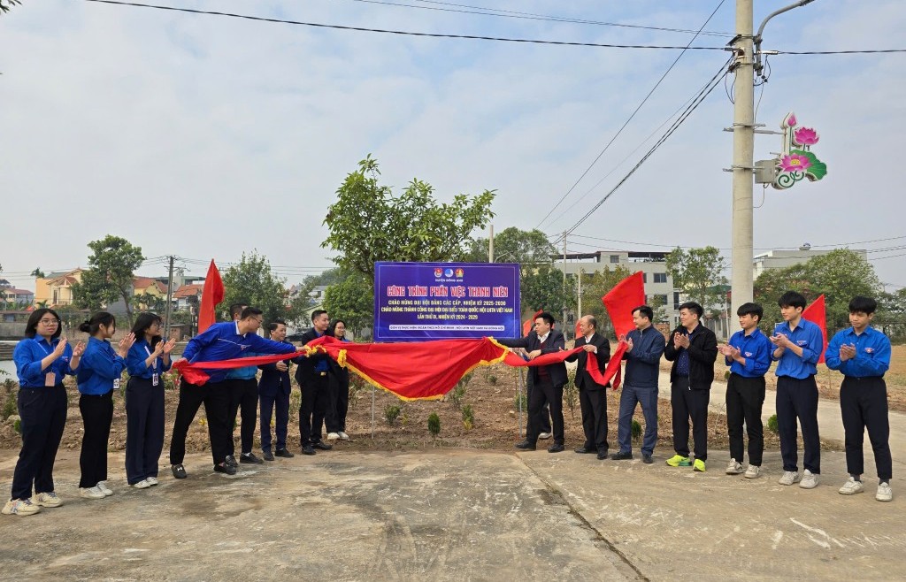 Khánh thành công trình thanh niên chào mừng Đại hội Đảng các cấp