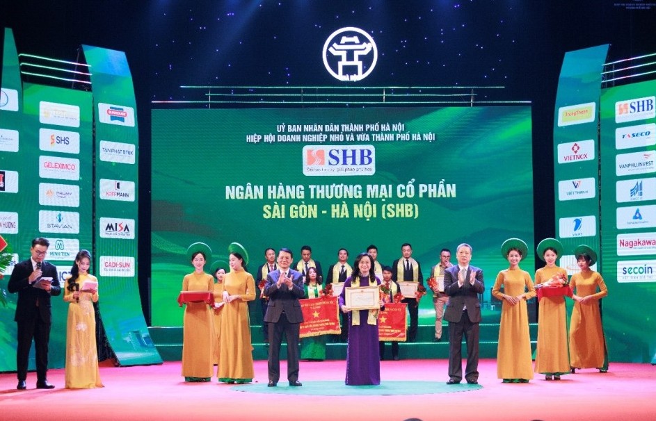 SHB nhận tôn vinh doanh nhân, doanh nghiệp Thăng Long 2024