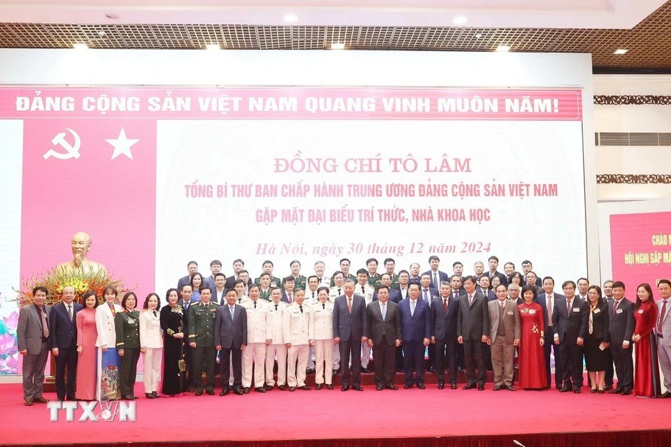 Tổng Bí thư Tô Lâm gặp mặt đại biểu tri thức, nhà khoa học