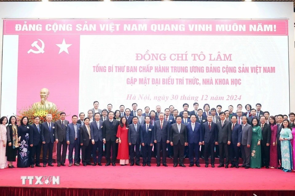 Tổng Bí thư Tô Lâm gặp mặt đại biểu tri thức, nhà khoa học