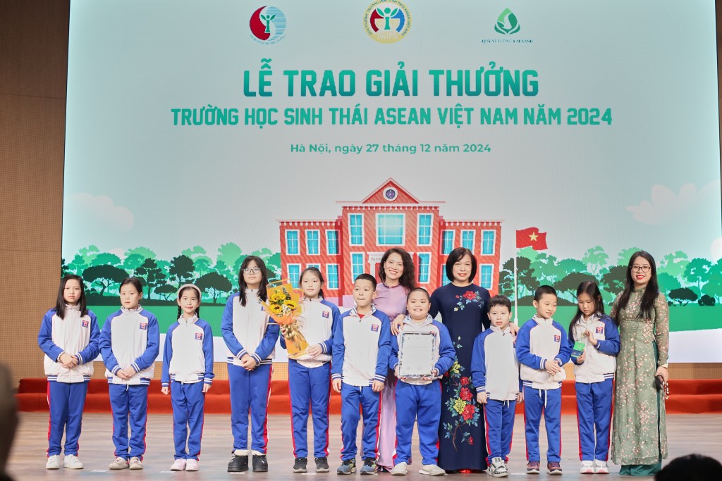 Trường học sinh thái truyền cảm hứng bảo vệ môi trường