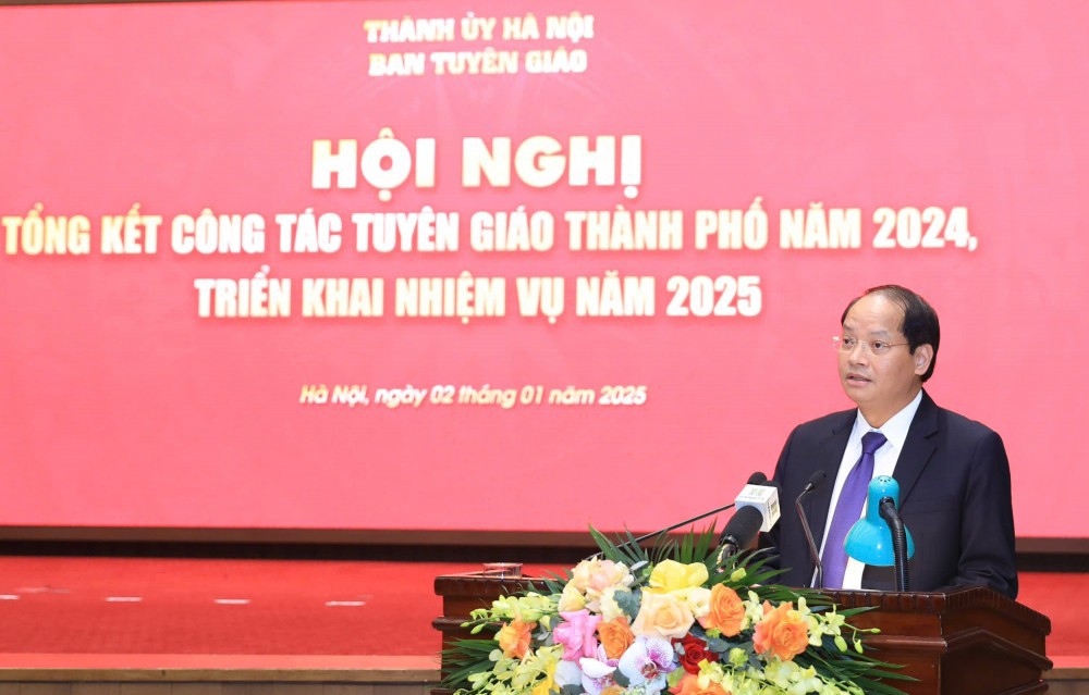 Trưởng ban Tuyên giáo Thành ủy Hà Nội Nguyễn Doãn Toản phát biểu tại hội nghị