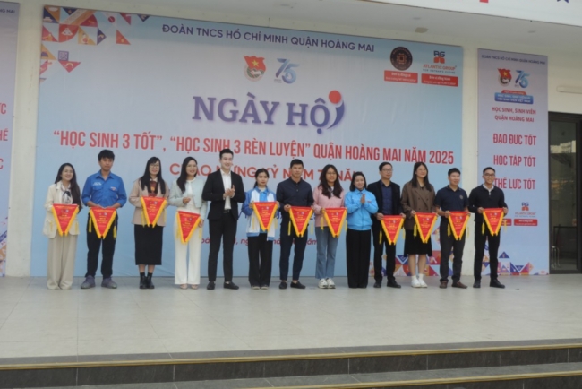 Học sinh Hoàng Mai háo hức tham gia ngày hội “3 rèn luyện”