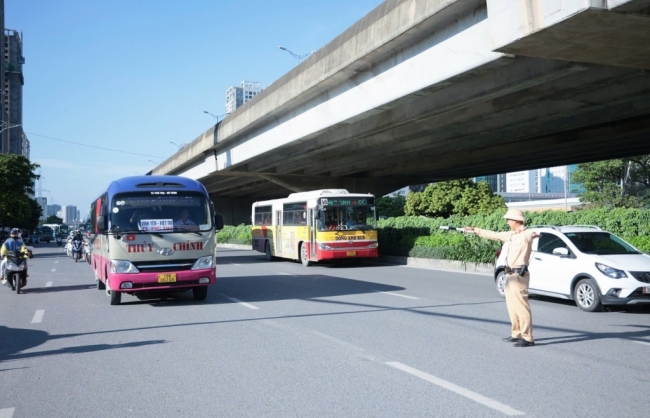 Cách gửi thông tin, hình ảnh vi phạm giao thông tới cảnh sát