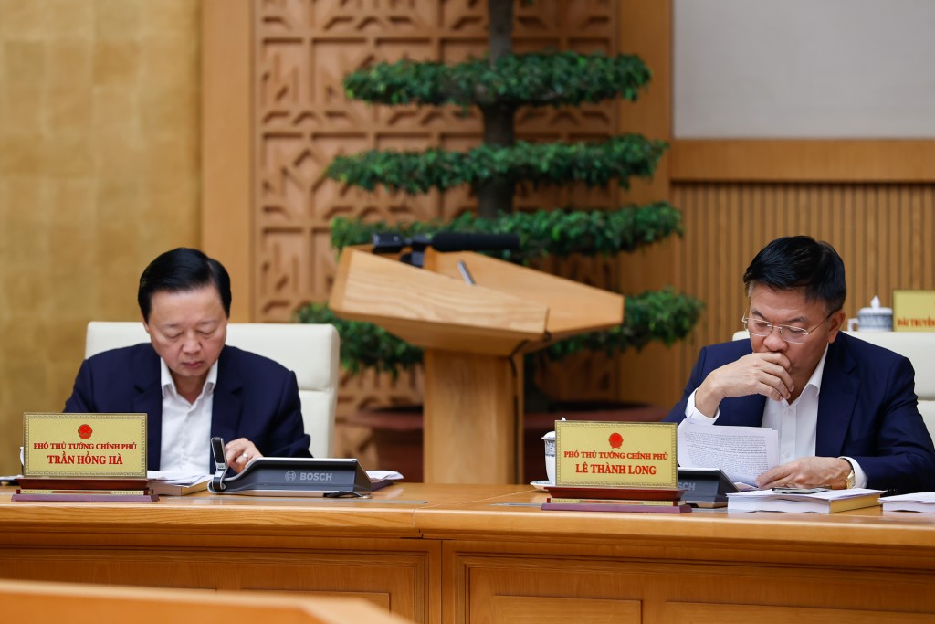 Các Phó Thủ tướng tham dự phiên họp - Ảnh: VGP/Nhật Bắc