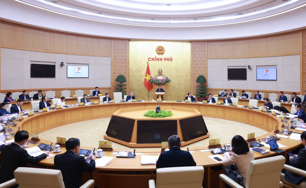 Các cơ quan soạn thảo tiếp tục lắng nghe các ý kiến góp ý, lấy ý kiến của các đối tượng bị tác động, các cơ quan liên quan, các nhà khoa học, chuyên gia, tham khảo kinh nghiệm quốc tế, đồng thời làm tốt công tác truyền thông chính sách, nhất là với những vấn đề mới, vấn đề khó - Ảnh: VGP/Nhật Bắc