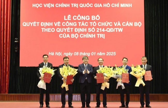 PGS.TS. Trần Thanh Giang được bổ nhiệm giữ chức Phó Giám đốc Học viện Hành chính và Quản trị công