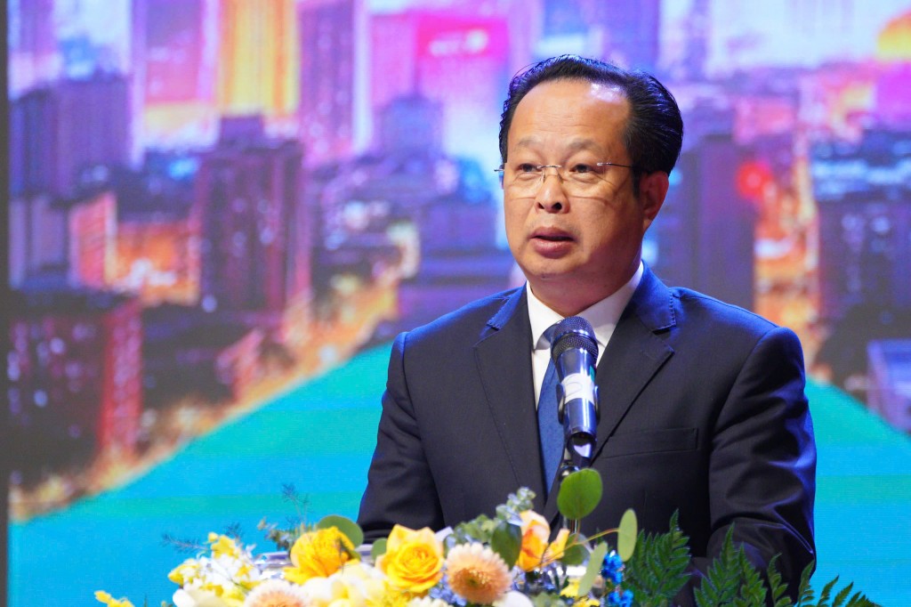 Nhấn vào ảnh để phóng to Giám đốc Sở GD&ĐT Hà Nội Trần Thế Cương phát biểu tại hội nghị