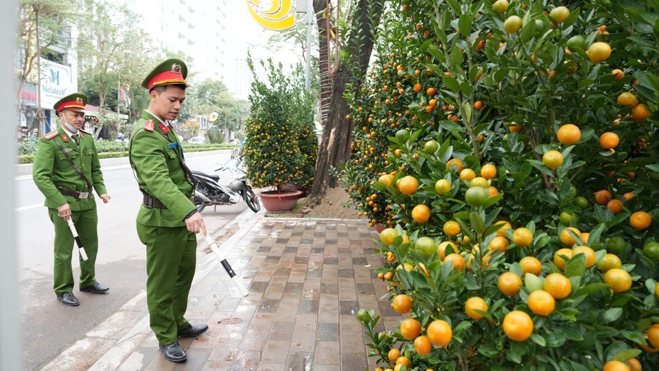 Đảm bảo an ninh trật tự, an toàn giao thông tại chợ hoa xuân