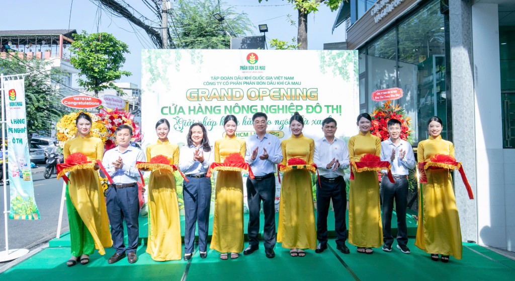 Phân bón Cà Mau khai trương cửa hàng nông nghiệp tại TP Hồ Chí Minh