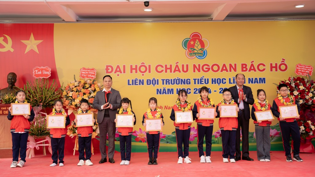 Ấn tượng thành tích của thầy và trò trường Tiểu học Lĩnh Nam