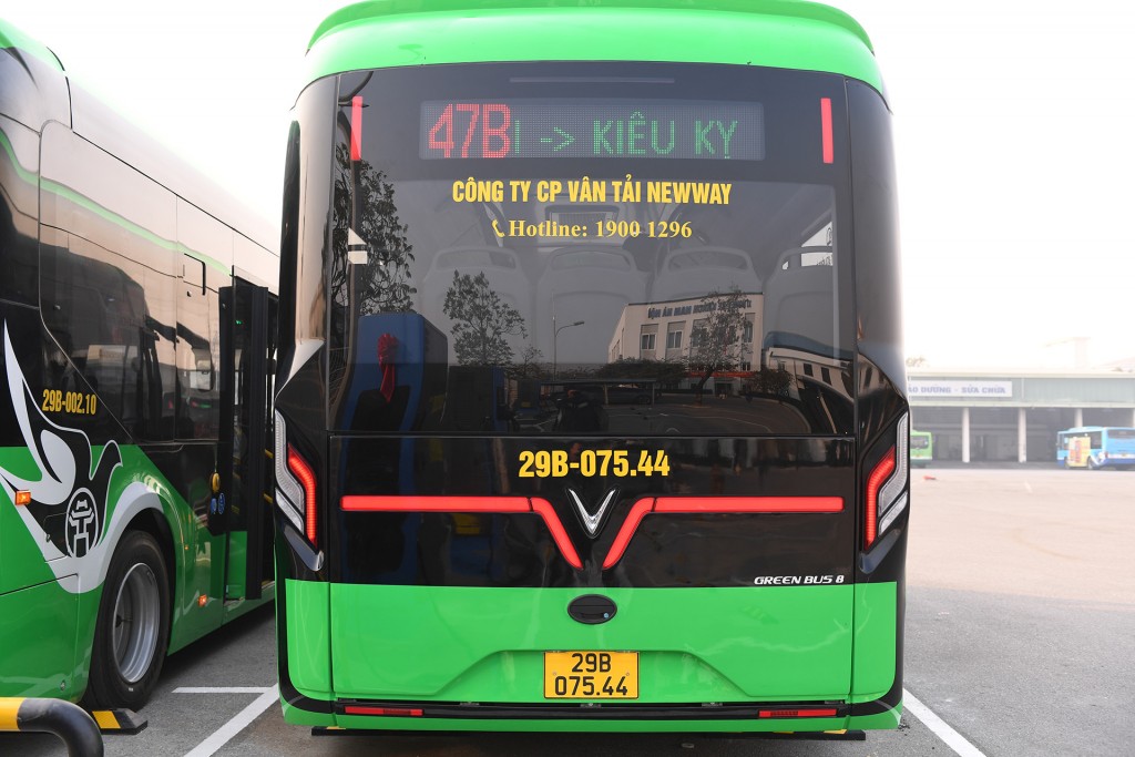 Cận cảnh mẫu xe buýt điện đô thị VinFast trong lễ khai trương của Transerco