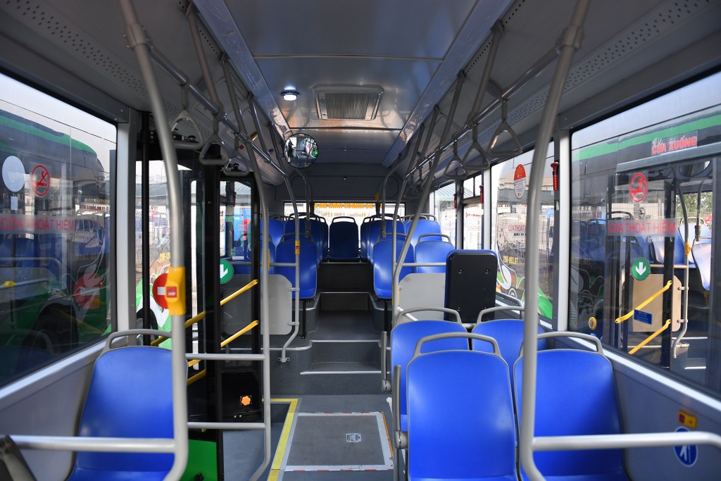 Cận cảnh mẫu xe buýt điện đô thị VinFast trong lễ khai trương của Transerco